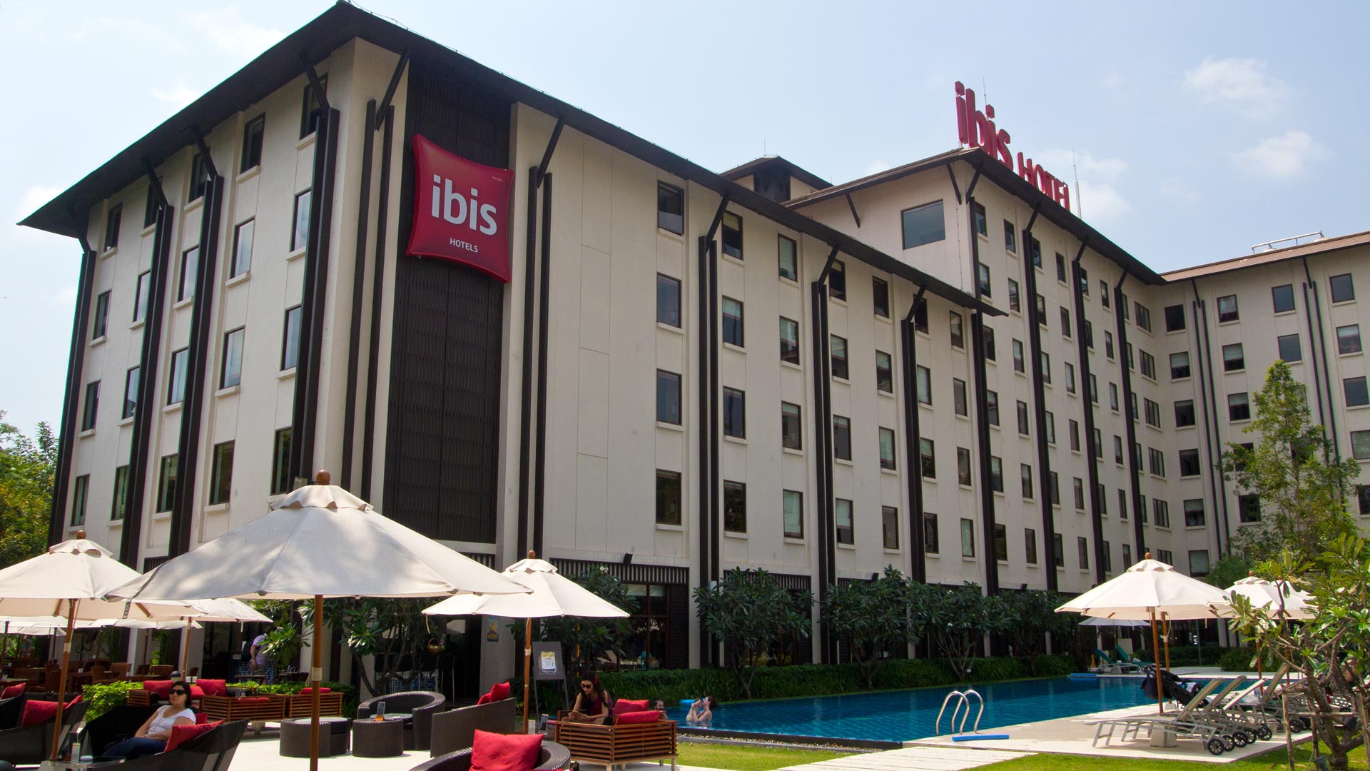 Outcall to Ibis Hotel Bangkok Riverside